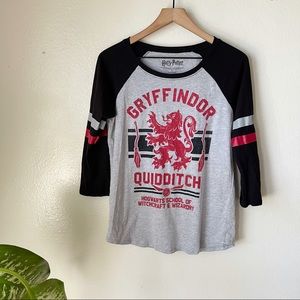 Hot Topic | Gryffindor Quidditch Raglan Top